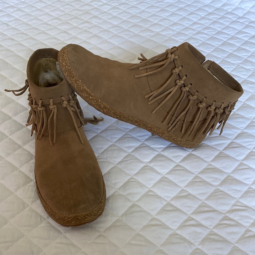 Ugg shoes
